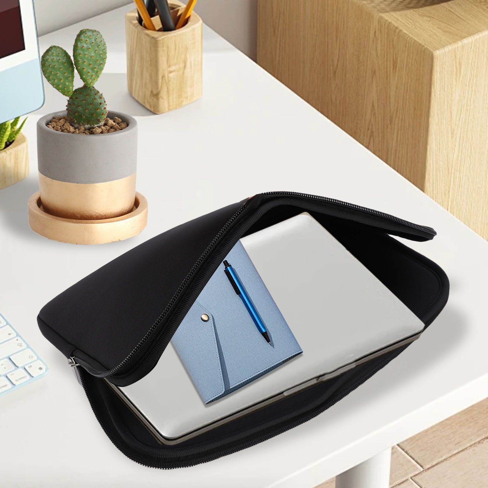 กระเป๋าแท็บเล็ตสีดํากันน้ํา Ne - Laptop Sleeve Neoprene บทวิจารณ์และราคา